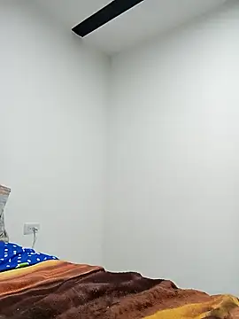 Sara Brownx online show from 22, 4, 2026