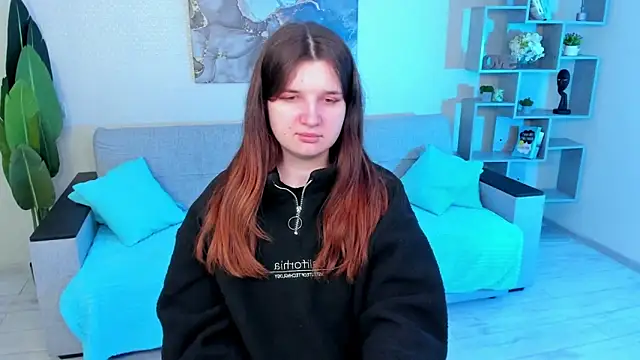 Snapshot of BonneyLove chatting on 5, 3, 2025 BonneyLove online show from 5, 3, 2025