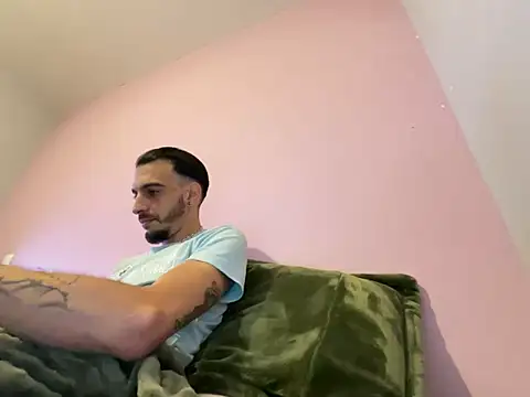 Rebeu313 online show from 18, 3, 2026