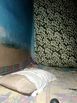 Snapshot of AparnaBoudi chatting on 9, 9, 2025 AparnaBoudi online show from 9, 9, 2025