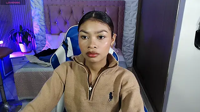 Perla prg online show from 11, 11, 2025