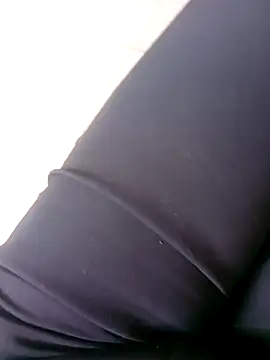 Khaleyssi online show from 3, 3, 2026