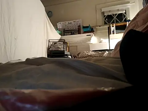 Snapshot of DevinToore chatting on 22, 10, 2025 DevinToore online show from 22, 10, 2025