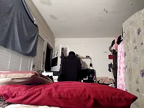 Snapshot of DevinToore chatting on 18, 11, 2025 DevinToore online show from 18, 11, 2025