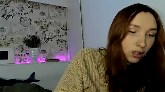 Snapshot of LisaIcon chatting on 8, 2, 2025 LisaIcon online show from 8, 2, 2025