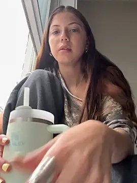 Snapshot of emilycoco chatting on 24, 5, 2026 emilycoco online show from 24, 5, 2026