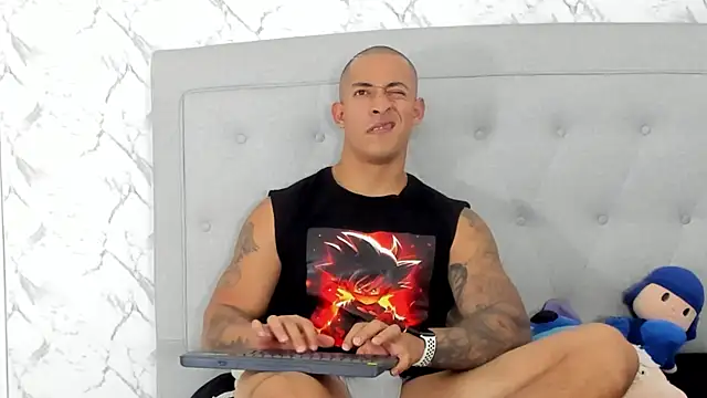 Snapshot of luigiferrara chatting on 6, 3, 2025 luigiferrara online show from 6, 3, 2025