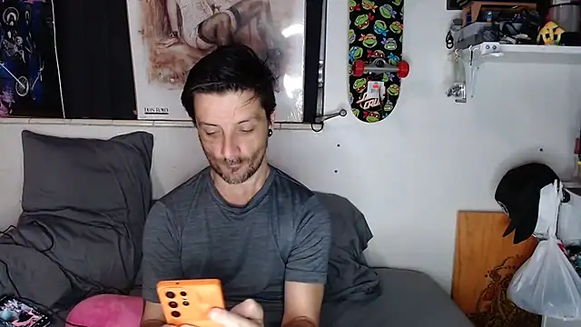 titclitcmndr online show from 30, 1, 2025