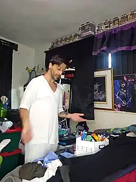 titclitcmndr online show from 2, 2, 2025