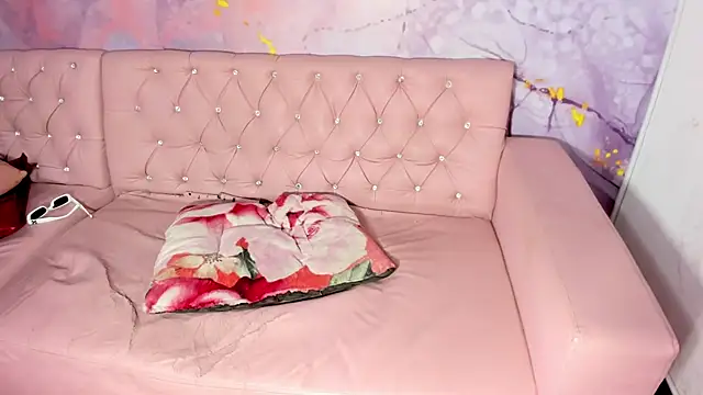 Living room online show from 21, 2, 2025