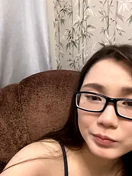 Snapshot of Milka23 chatting on 14, 11, 2025 Milka23 online show from 14, 11, 2025