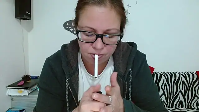 Snapshot of LadyHellene chatting on 4, 12, 2025 LadyHellene online show from 4, 12, 2025