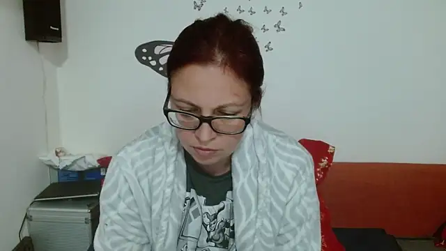 Snapshot of LadyHellene chatting on 14, 12, 2025 LadyHellene online show from 14, 12, 2025