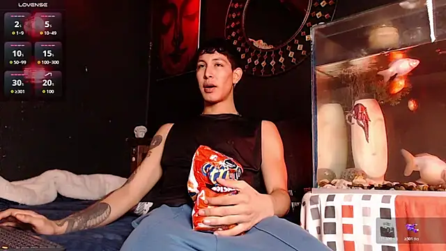 Snapshot of Godly_huan chatting on 9, 11, 2025 Godly huan online show from 9, 11, 2025