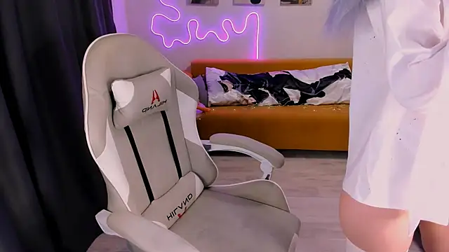 Sweet Richal online show from 17, 4, 2026