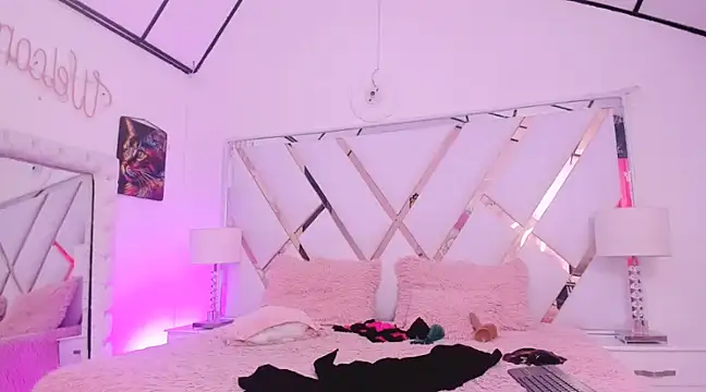 Snapshot of naughty__sara chatting on 26, 1, 2025 naughty  sara online show from 26, 1, 2025