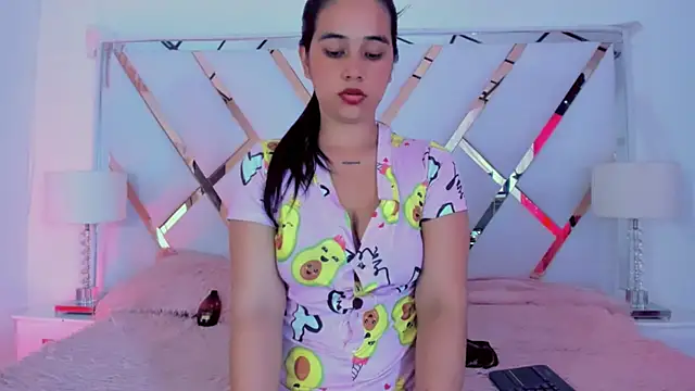 Snapshot of naughty__sara chatting on 8, 3, 2025 naughty  sara online show from 8, 3, 2025