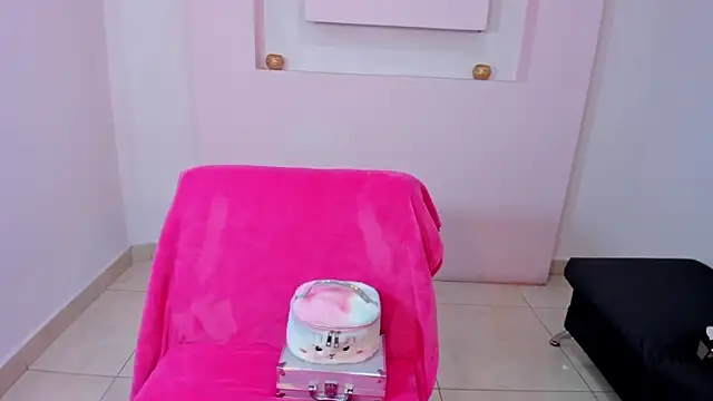 Snapshot of ScarlettWet9 chatting on 3, 12, 2024 ScarlettWet9 online show from 3, 12, 2024