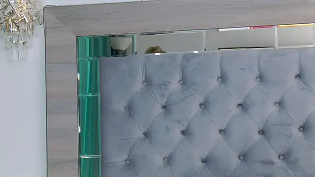 Snapshot of Lorehottie chatting on 24, 9, 2025 Lorehottie online show from 24, 9, 2025