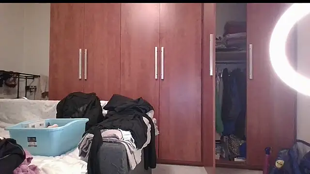 Snapshot of KarolinaReaper chatting on 7, 3, 2025 KarolinaReaper online show from 7, 3, 2025