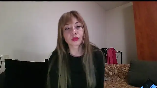 Snapshot of KarolinaReaper chatting on 12, 3, 2025 KarolinaReaper online show from 12, 3, 2025