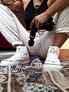 Snapshot of KarolinaReaper chatting on 9, 9, 2025 KarolinaReaper online show from 9, 9, 2025