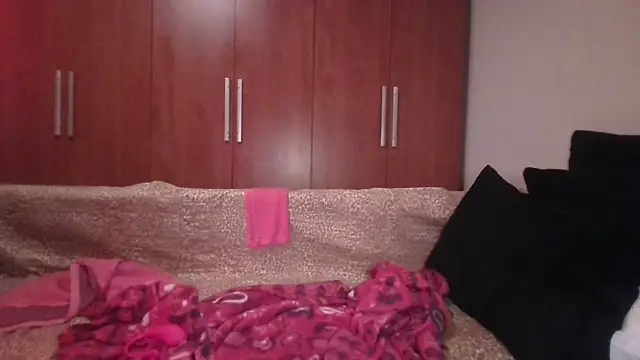 Snapshot of KarolinaReaper chatting on 21, 10, 2025 KarolinaReaper online show from 21, 10, 2025