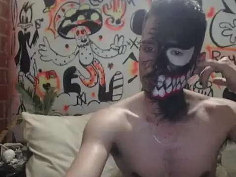 roystonee01 online show from 1, 11, 2025