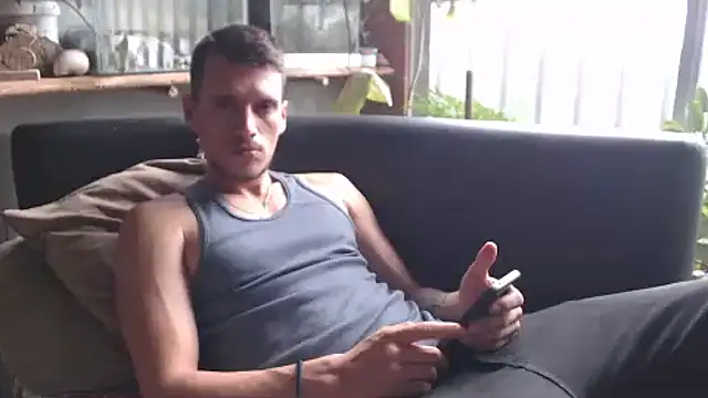 roystonee01 online show from 23, 4, 2026