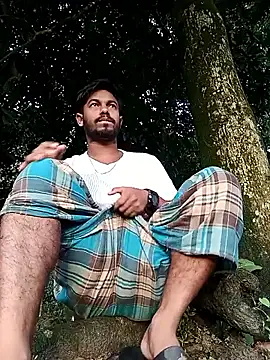 Snapshot of arafat_mia chatting on 3, 10, 2025 arafat mia online show from 3, 10, 2025