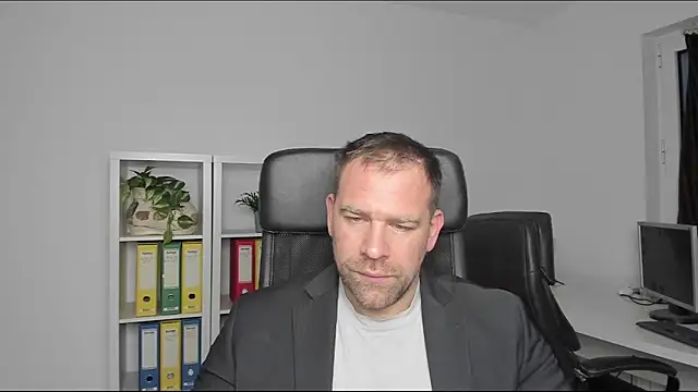 John-E-Dough online show from 27, 12, 2024