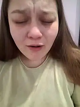 Molly Greyy online show from 6, 12, 2024