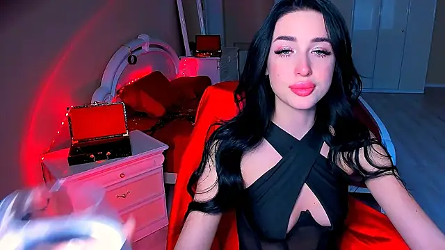 Snapshot of lovely_desire chatting on 7, 12, 2024 lovely desire online show from 7, 12, 2024