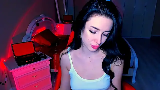 Snapshot of lovely_desire chatting on 15, 12, 2024 lovely desire online show from 15, 12, 2024