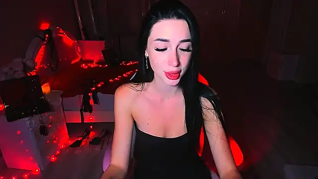 Snapshot of lovely_desire chatting on 11, 9, 2025 lovely desire online show from 11, 9, 2025