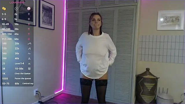 Charline TheFoxTail online show from 8, 12, 2024