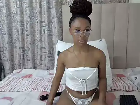 Pearl 00 online show from 15, 12, 2024