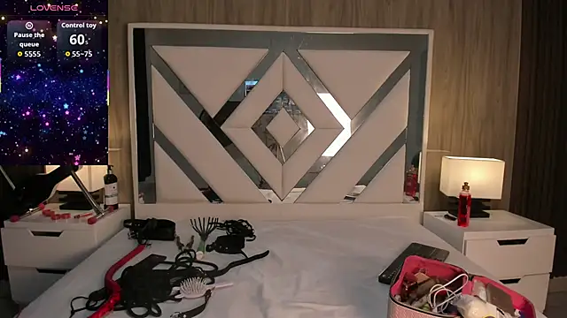 Snapshot of ValentinaThomas chatting on 12, 9, 2025 ValentinaThomas online show from 12, 9, 2025