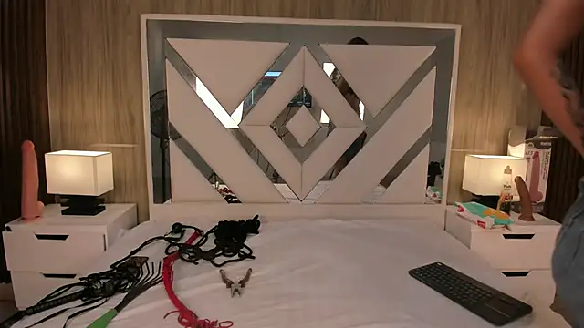 Snapshot of ValentinaThomas chatting on 4, 10, 2025 ValentinaThomas online show from 4, 10, 2025