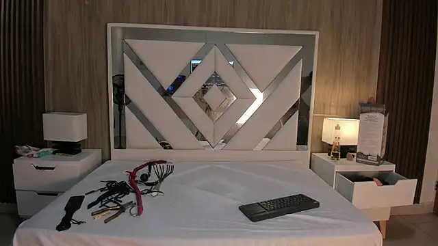 Snapshot of ValentinaThomas chatting on 10, 10, 2025 ValentinaThomas online show from 10, 10, 2025