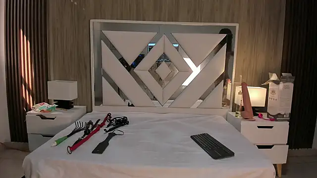 Snapshot of ValentinaThomas chatting on 14, 10, 2025 ValentinaThomas online show from 14, 10, 2025