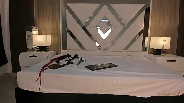 Snapshot of ValentinaThomas chatting on 18, 10, 2025 ValentinaThomas online show from 18, 10, 2025