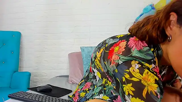 Snapshot of cathaleyahh chatting on 29, 1, 2025 cathaleyahh online show from 29, 1, 2025