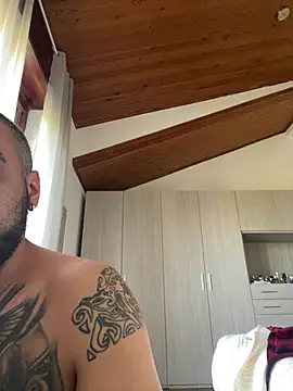 Dikkiduohottt online show from 18, 4, 2026