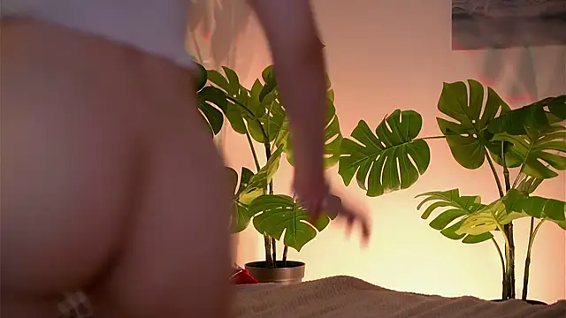 Snapshot of Tonyyxxx chatting on 1, 3, 2025 Tonyyxxx online show from 1, 3, 2025