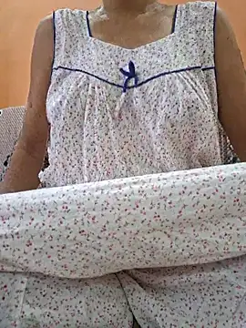 Melody Shyla online show from 17, 10, 2025