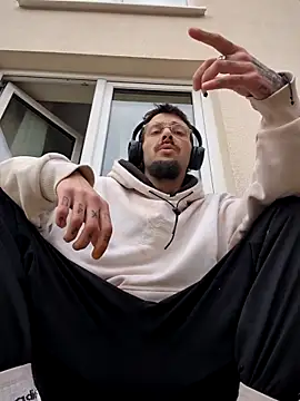 casualtimepassenger online show from 24, 2, 2025