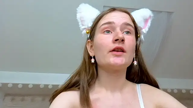 Snapshot of L1ittle_kitty_ chatting on 21, 3, 2025 L1ittle kitty online show from 21, 3, 2025