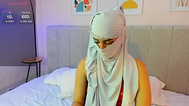 Snapshot of rawiya chatting on 18, 3, 2025 rawiya online show from 18, 3, 2025