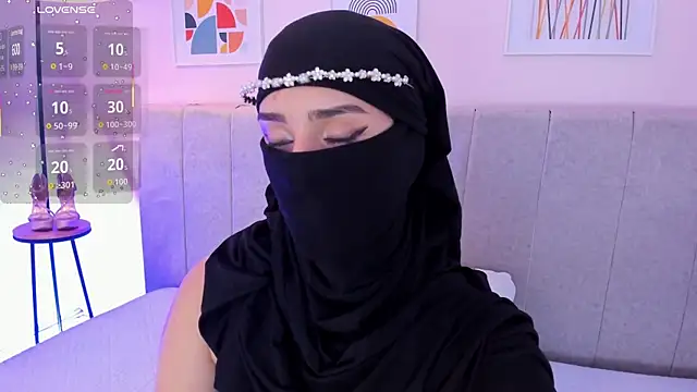 Snapshot of rawiya chatting on 24, 9, 2025 rawiya online show from 24, 9, 2025